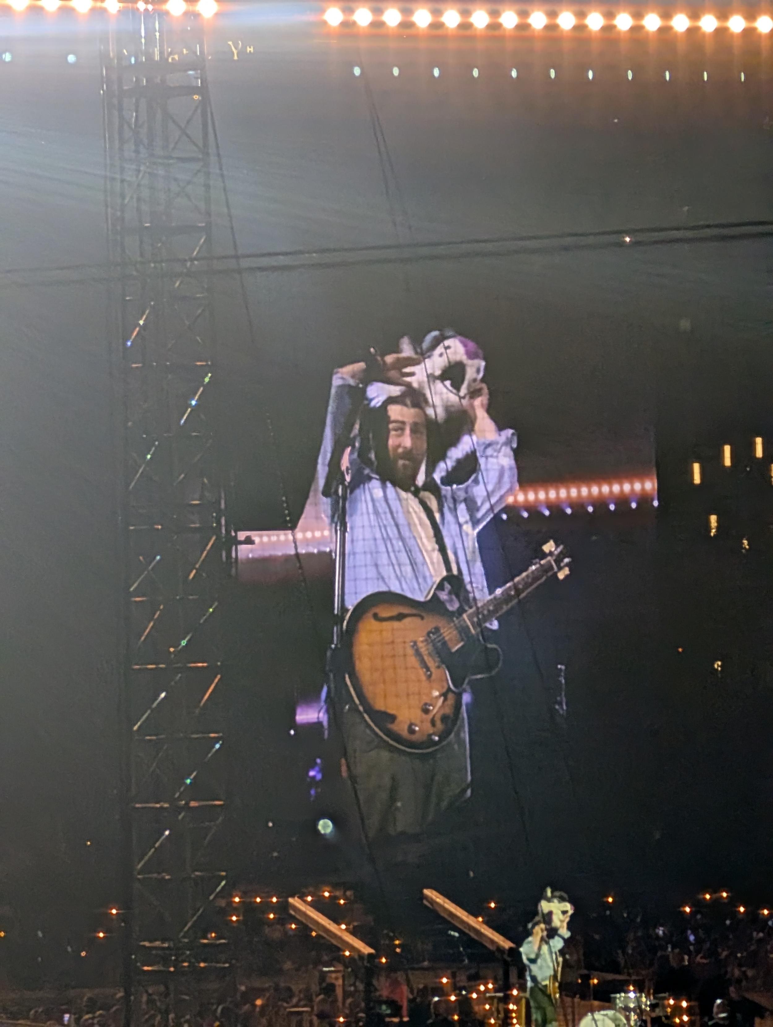 *gasp* Noah the furry on stage at the Noah Kahan concert??