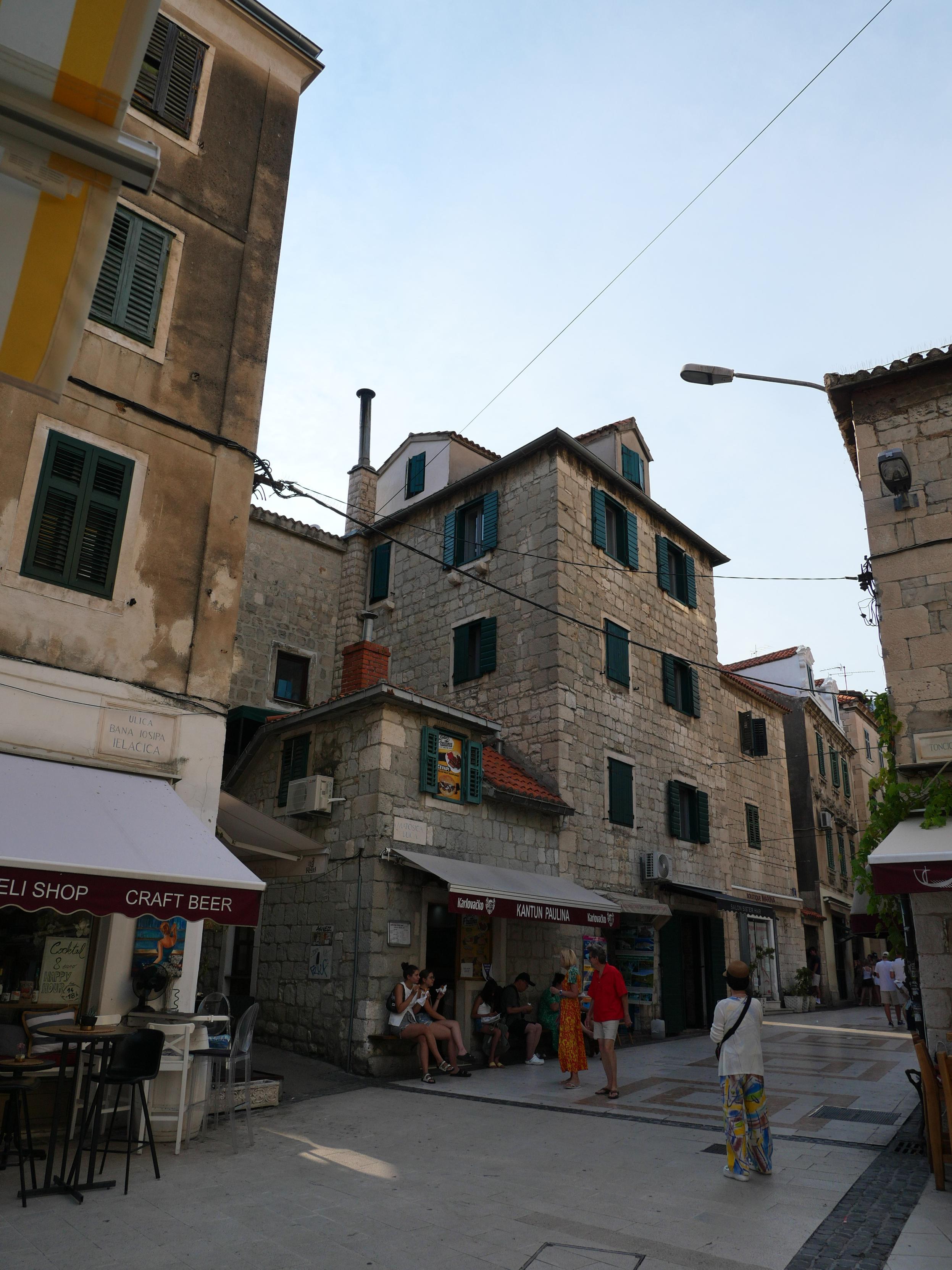 Best street meat in Split. Picture of the Kantun Paulina which has excellent food.