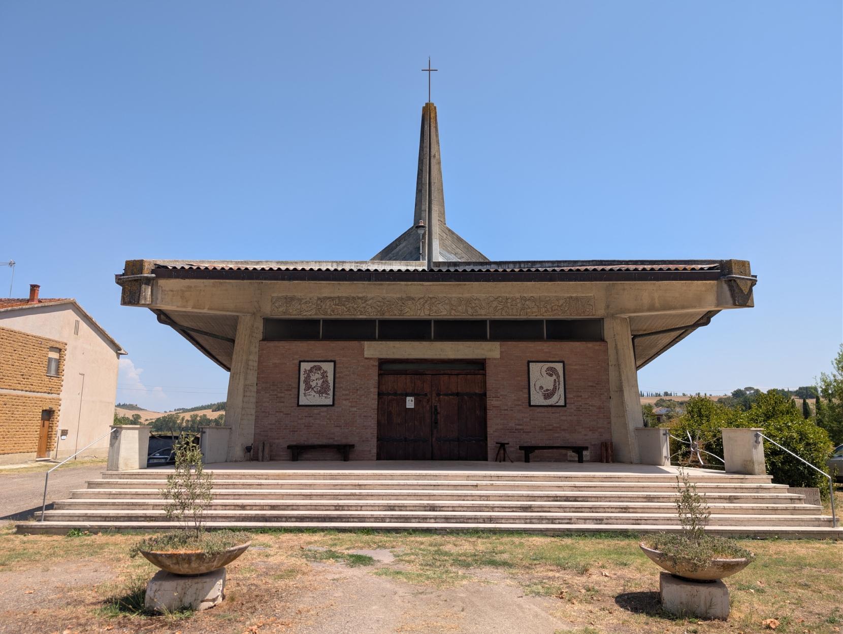 Chiesa della Santa Famiglia, a Ponte d'Arbia (SI)